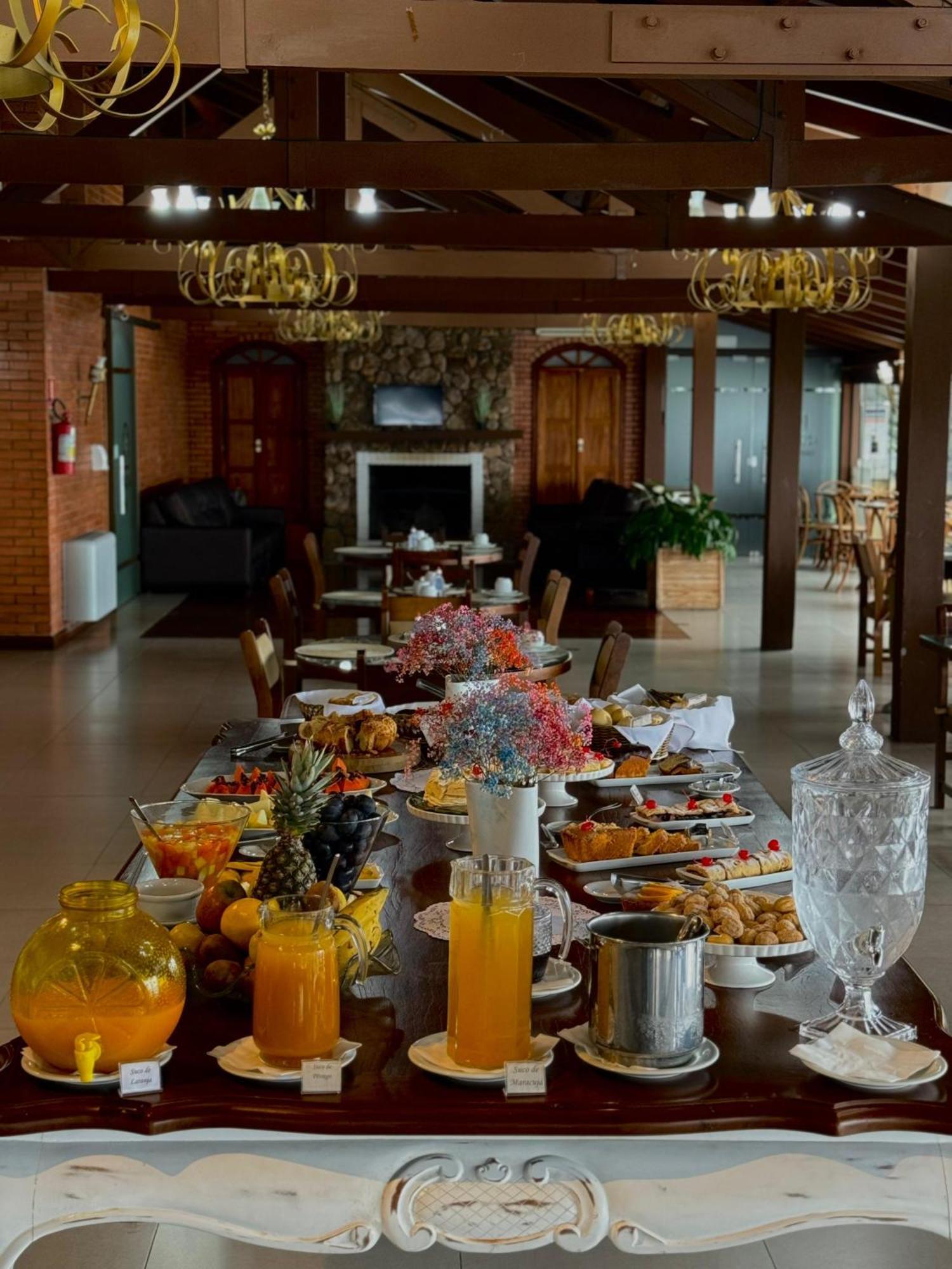 Hotel Bangalos Da Serra Gramado Buitenkant foto
